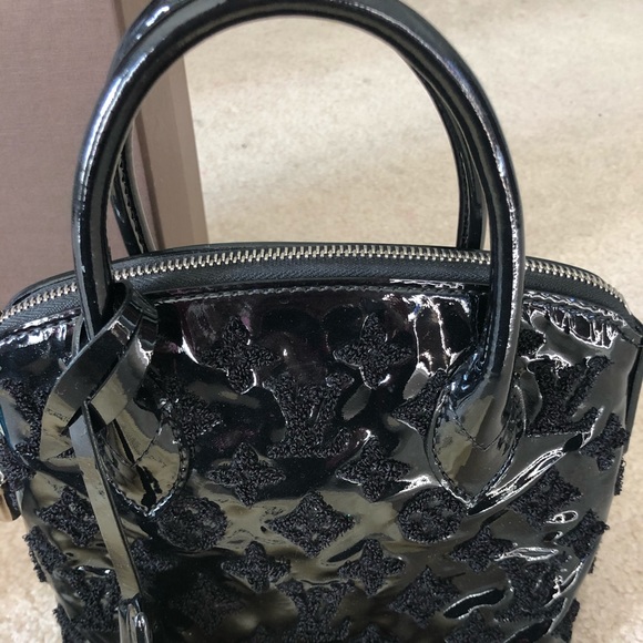 LOUIS VUITTON LOCKIT BB BAG! LIMITED EDITION!!! - Picture 2 of 8